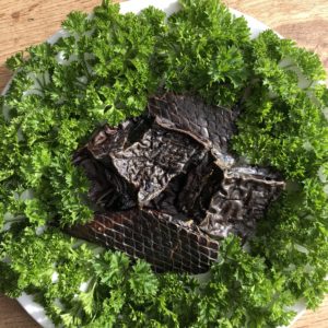 Лакомства сушёные :Печень говяжья 200 руб/100 гр.